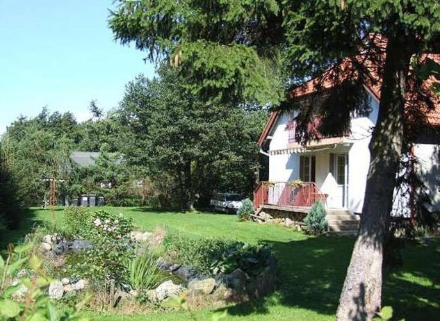 Pokoje Goscinne Pod Knotem Karwienskie Bloto Drugie Bagian luar foto